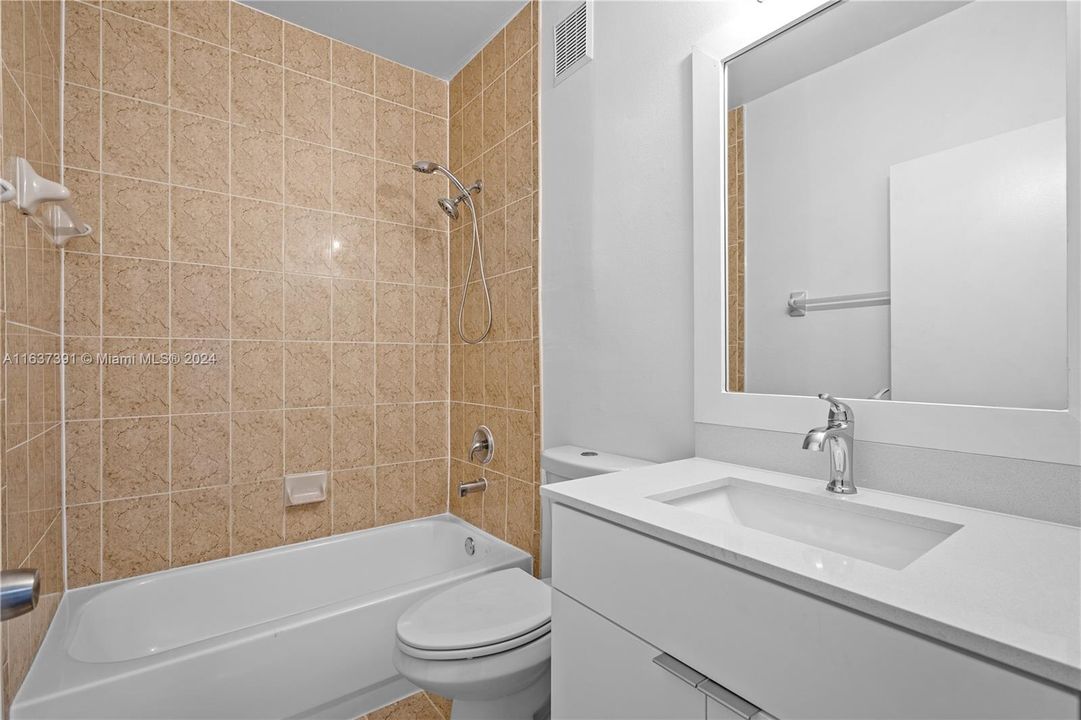 Recently Rented: $2,650 (2 beds, 2 baths, 1160 Square Feet)