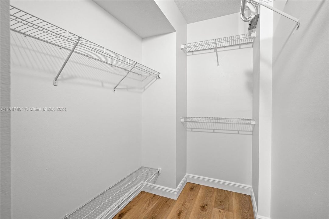 Recently Rented: $2,650 (2 beds, 2 baths, 1160 Square Feet)