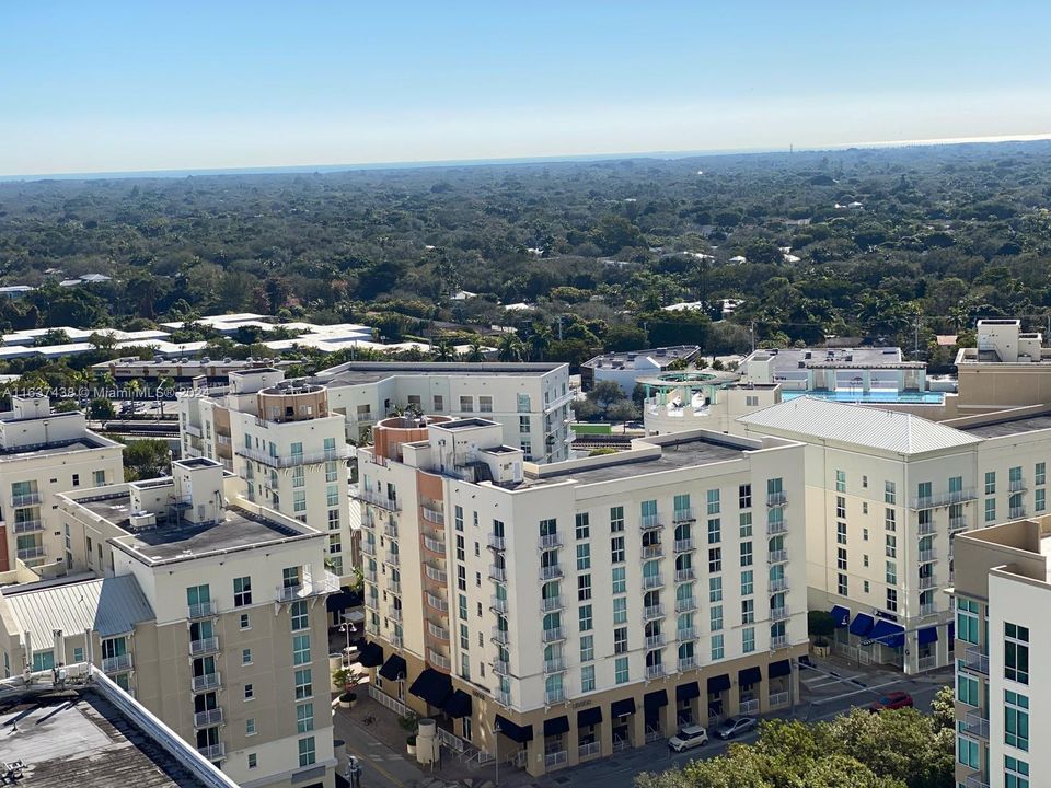 Recently Rented: $3,950 (3 beds, 2 baths, 1498 Square Feet)