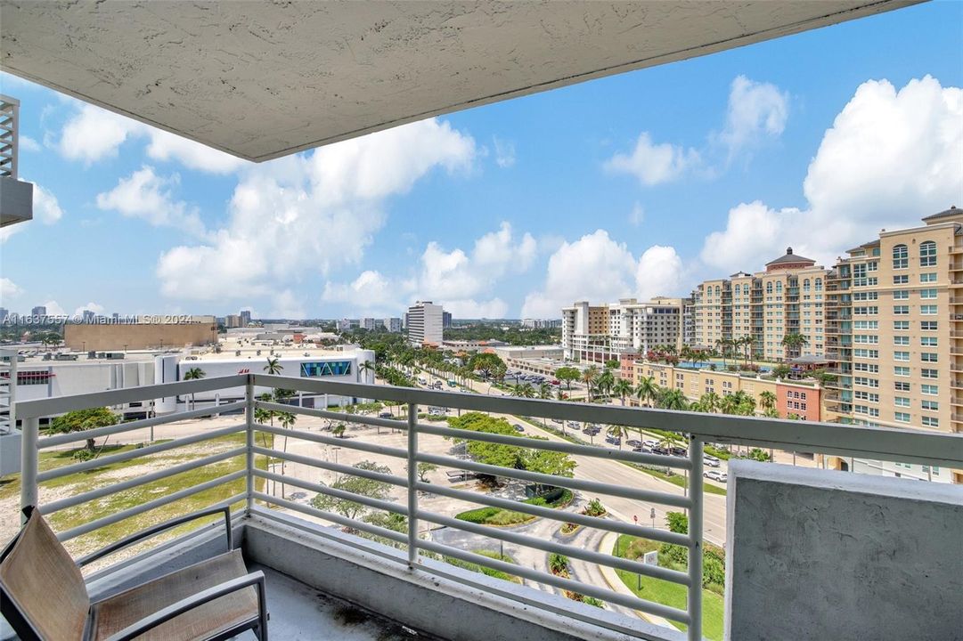 View toward Galleria Mall (to be modernized in the future) & downtown skyline