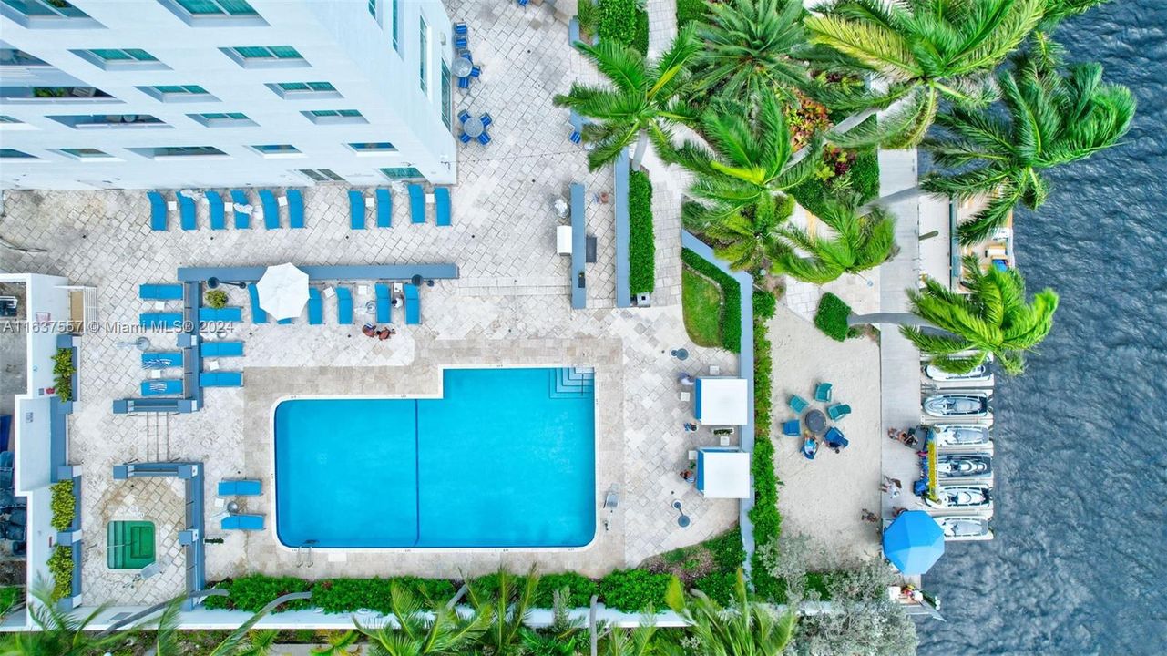 Pool area on the intracoastal