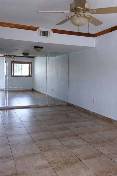 Recently Rented: $2,500 (2 beds, 2 baths, 1185 Square Feet)