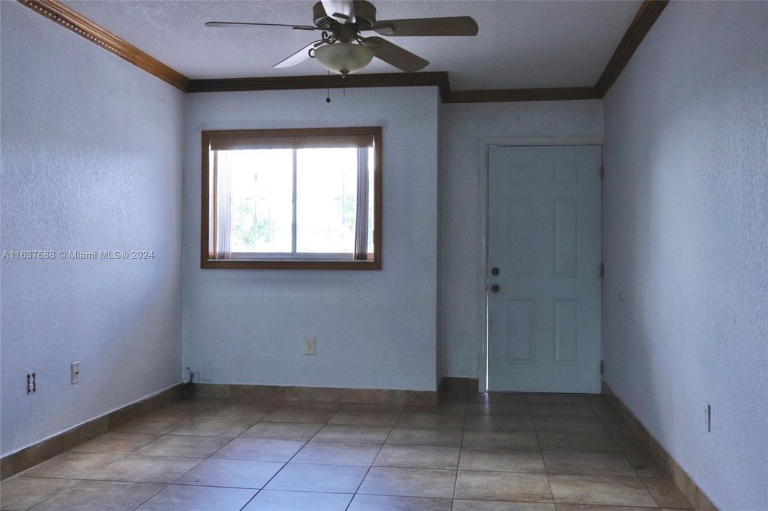 Recently Rented: $2,500 (2 beds, 2 baths, 1185 Square Feet)