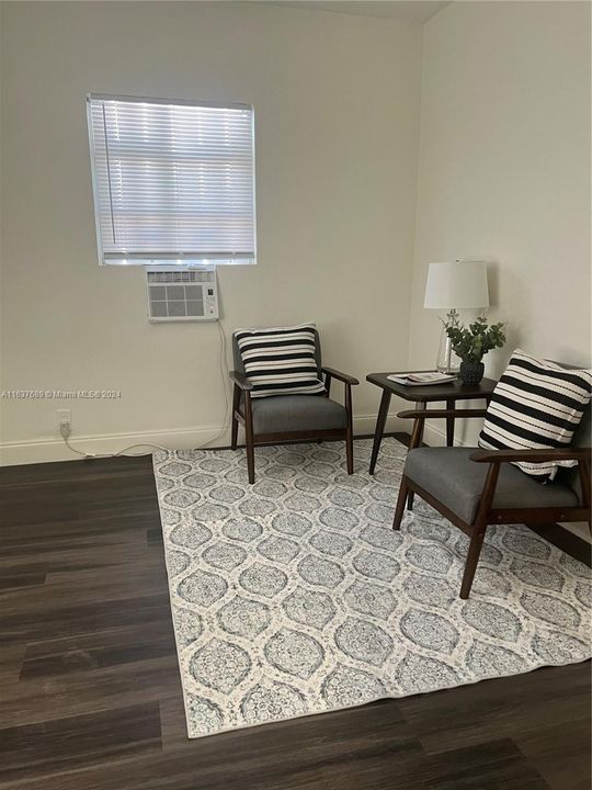 Vendido Recientemente: $439,000 (0 camas, 0 baños, 1260 Pies cuadrados)