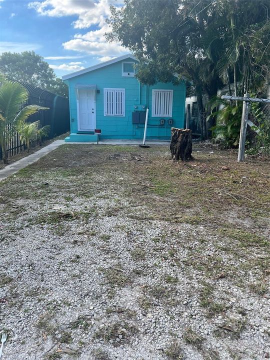 Yard of 1 bedroom house
