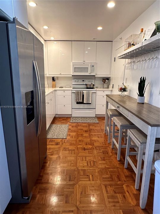 Недавно арендовано: $4,400 (2 спален, 2 ванн, 1310 Квадратных фут)