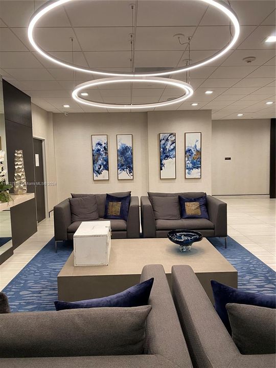 Недавно арендовано: $4,400 (2 спален, 2 ванн, 1310 Квадратных фут)