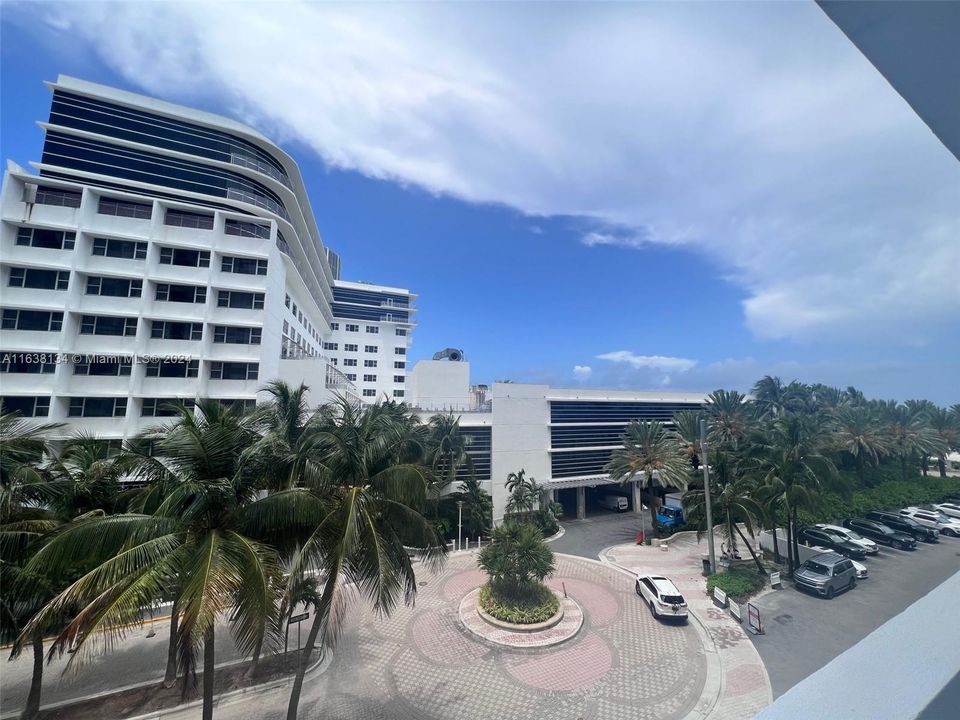 Recently Rented: $2,500 (1 beds, 1 baths, 890 Square Feet)