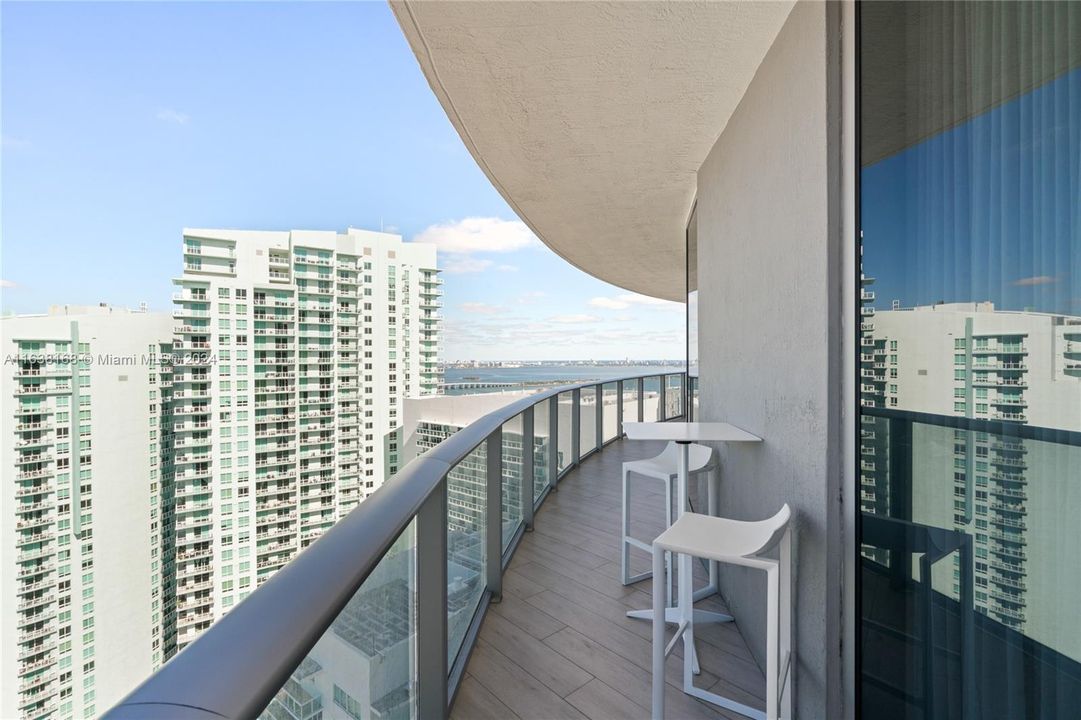 Active With Contract: $5,500 (2 beds, 2 baths, 1178 Square Feet)