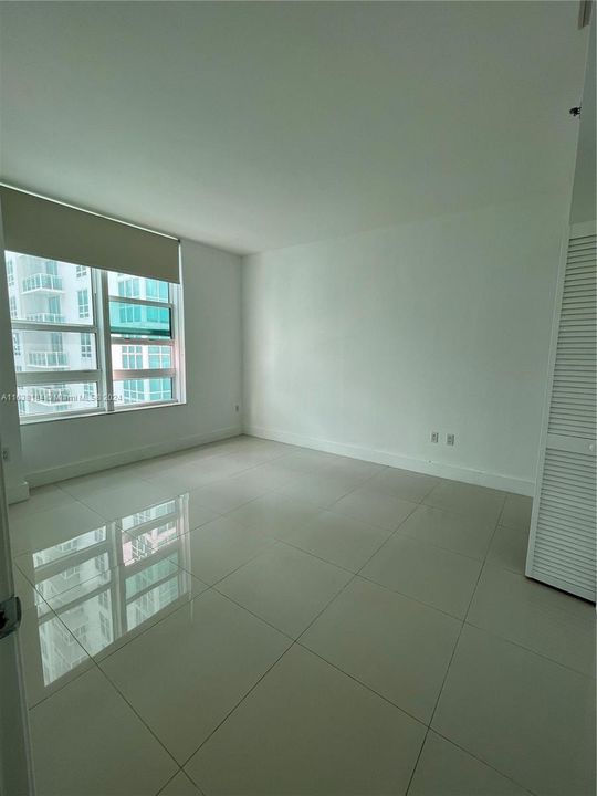 Recently Rented: $3,000 (1 beds, 1 baths, 688 Square Feet)