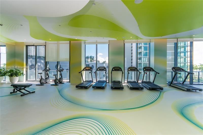 For Sale: $499,500 (1 beds, 1 baths, 610 Square Feet)