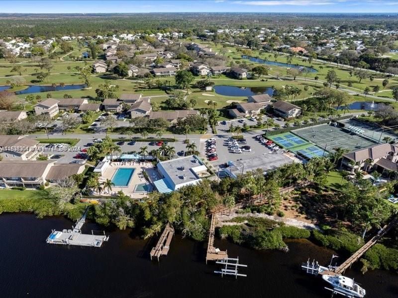 Riverbend CC built along the Loxahatchee River