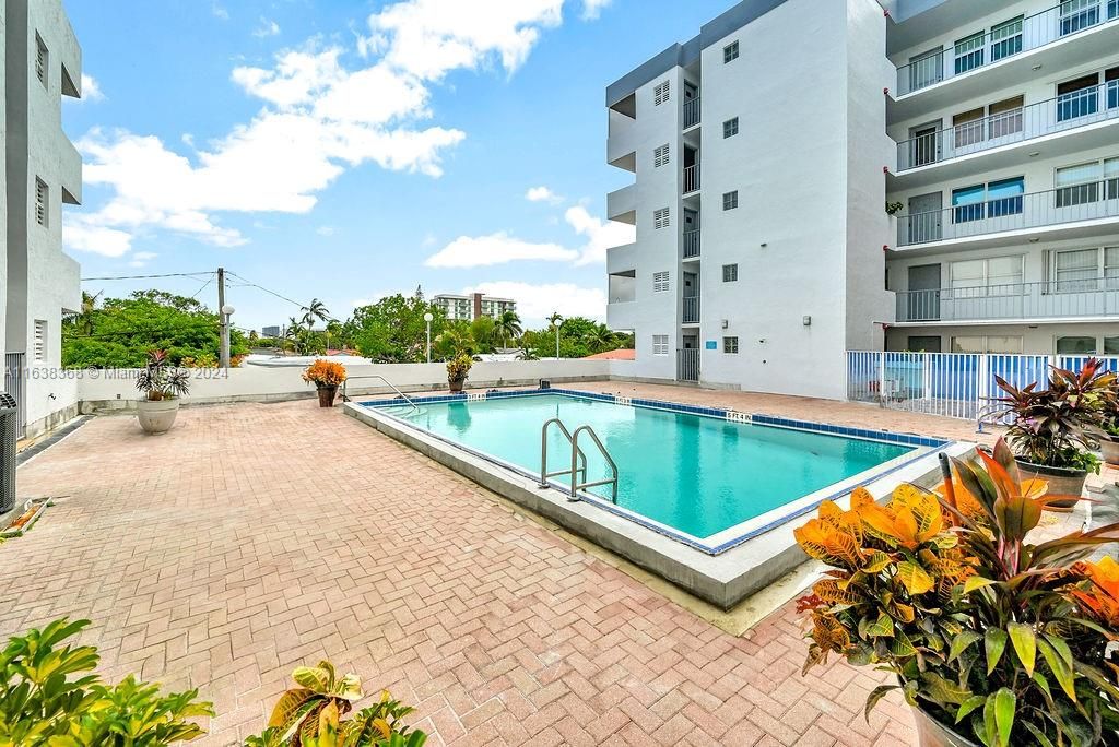 Vendido Recientemente: $114,500 (1 camas, 1 baños, 797 Pies cuadrados)