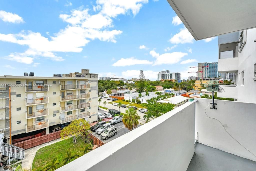 Vendido Recientemente: $114,500 (1 camas, 1 baños, 797 Pies cuadrados)