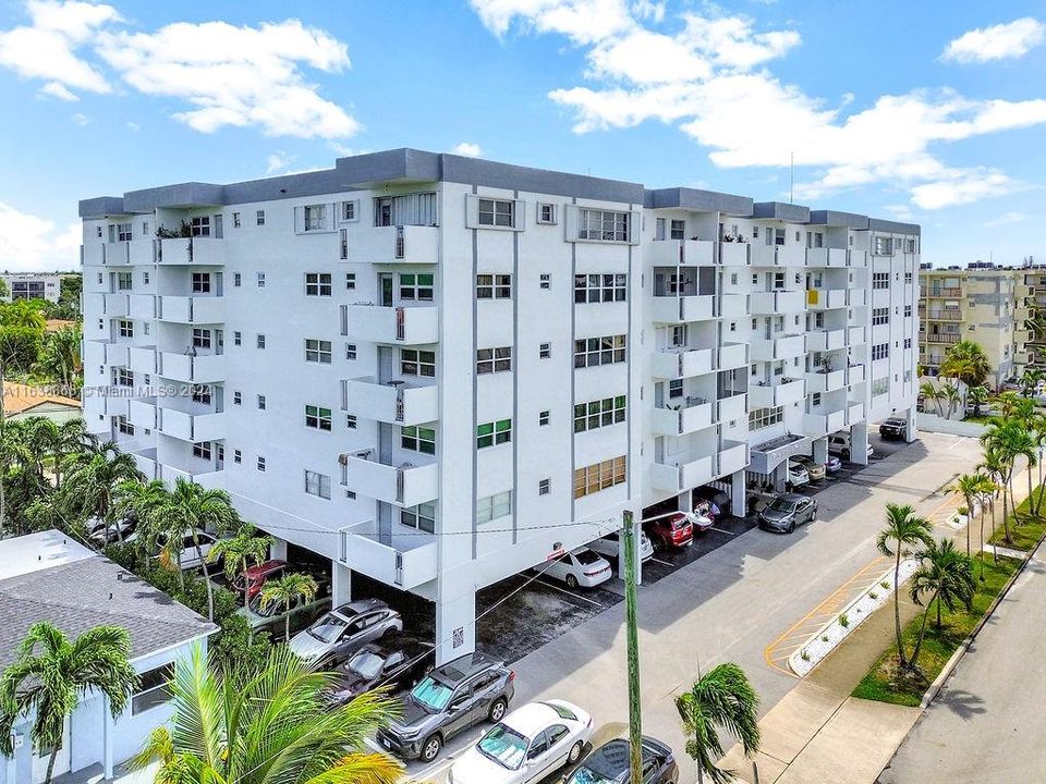 Vendido Recientemente: $114,500 (1 camas, 1 baños, 797 Pies cuadrados)