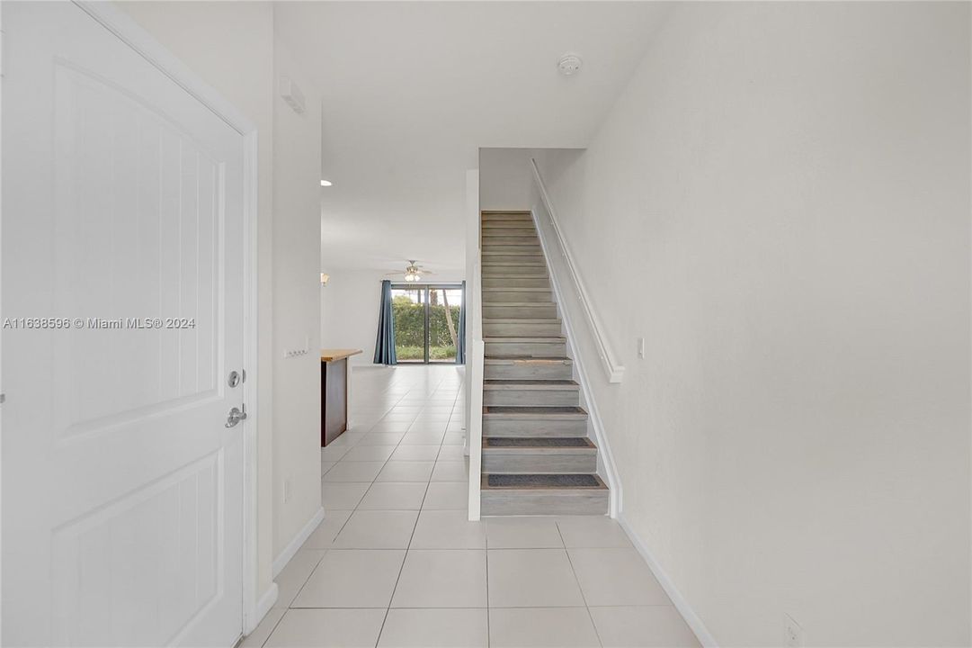 最近租的: $2,900 (3 贝兹, 2 浴室, 1349 平方英尺)