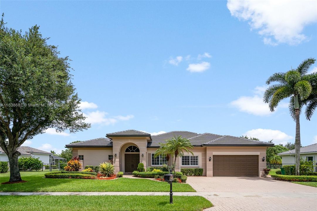 Active With Contract: $1,299,600 (3 beds, 2 baths, 2498 Square Feet)