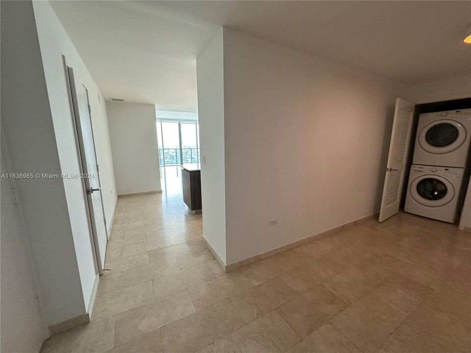 最近租的: $5,500 (2 贝兹, 2 浴室, 1400 平方英尺)