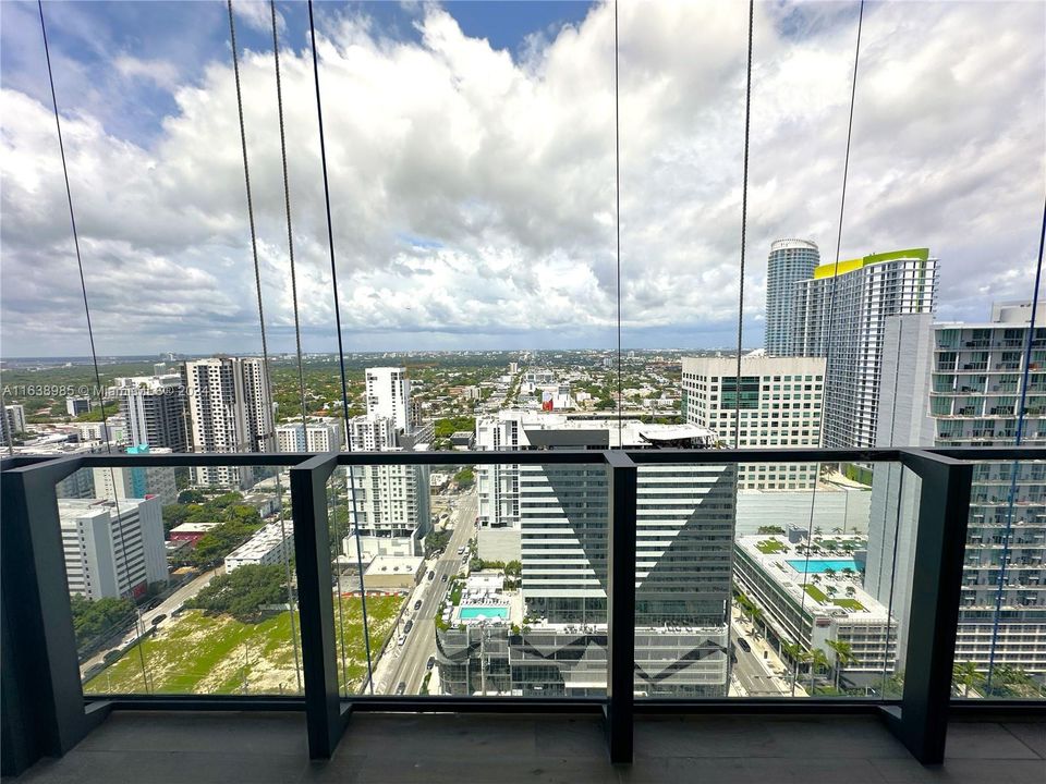 最近租的: $5,500 (2 贝兹, 2 浴室, 1400 平方英尺)