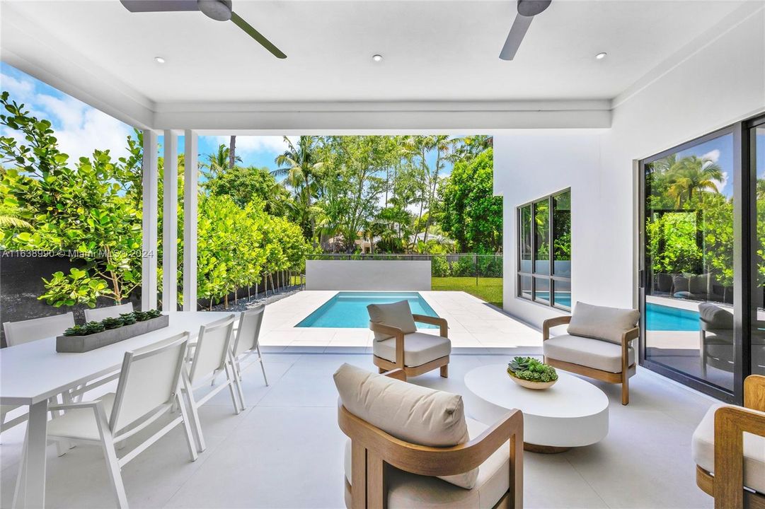 Active With Contract: $3,695,000 (5 beds, 5 baths, 3638 Square Feet)