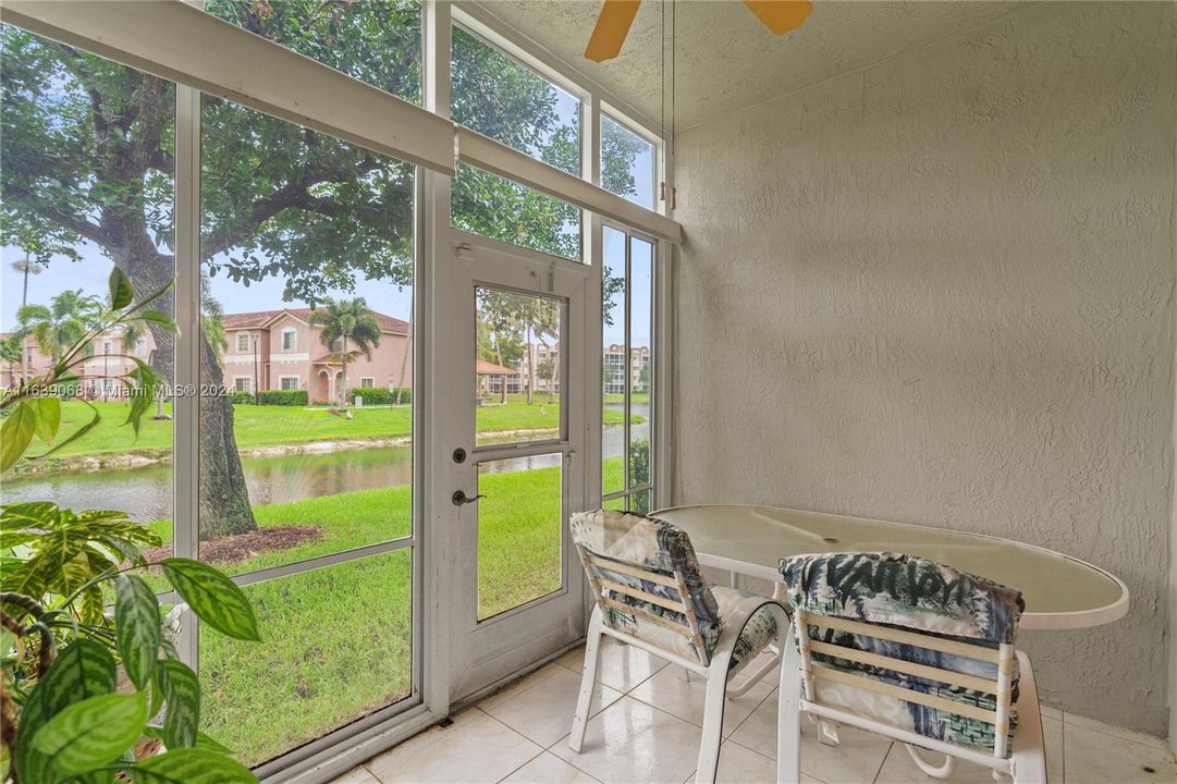 Recently Sold: $325,000 (2 beds, 2 baths, 1692 Square Feet)