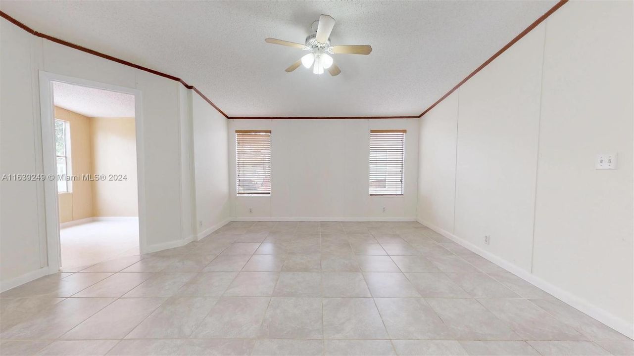 For Sale: $279,900 (3 beds, 2 baths, 1690 Square Feet)