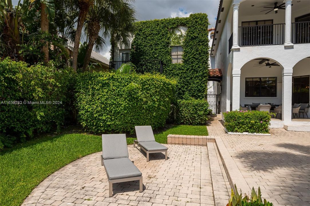 For Sale: $5,000,000 (4 beds, 4 baths, 4665 Square Feet)