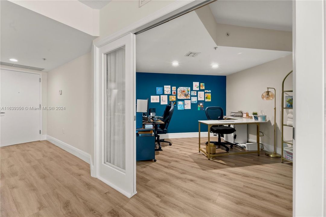 Recently Sold: $515,000 (2 beds, 2 baths, 1350 Square Feet)