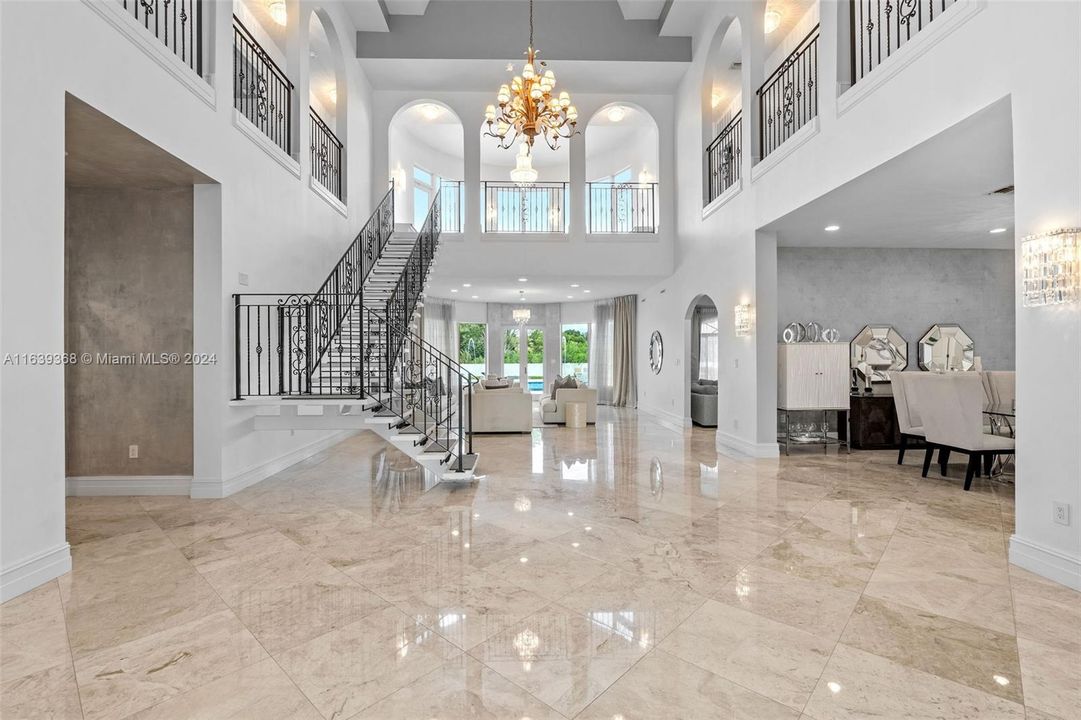 For Sale: $6,188,000 (7 beds, 7 baths, 7966 Square Feet)