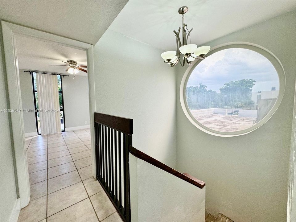 Recently Rented: $2,400 (2 beds, 2 baths, 1300 Square Feet)