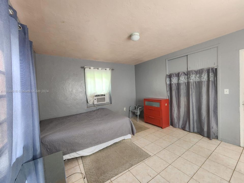 Main House Bedroom 2