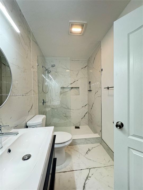 Recently Rented: $3,000 (3 beds, 3 baths, 1270 Square Feet)