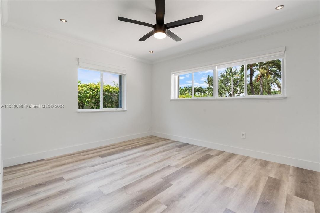 Active With Contract: $1,299,000 (3 beds, 2 baths, 0 Square Feet)