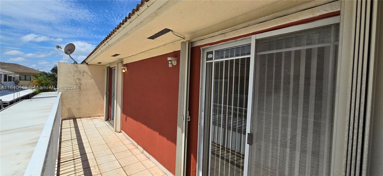 En Venta: $349,990 (2 camas, 2 baños, 1029 Pies cuadrados)