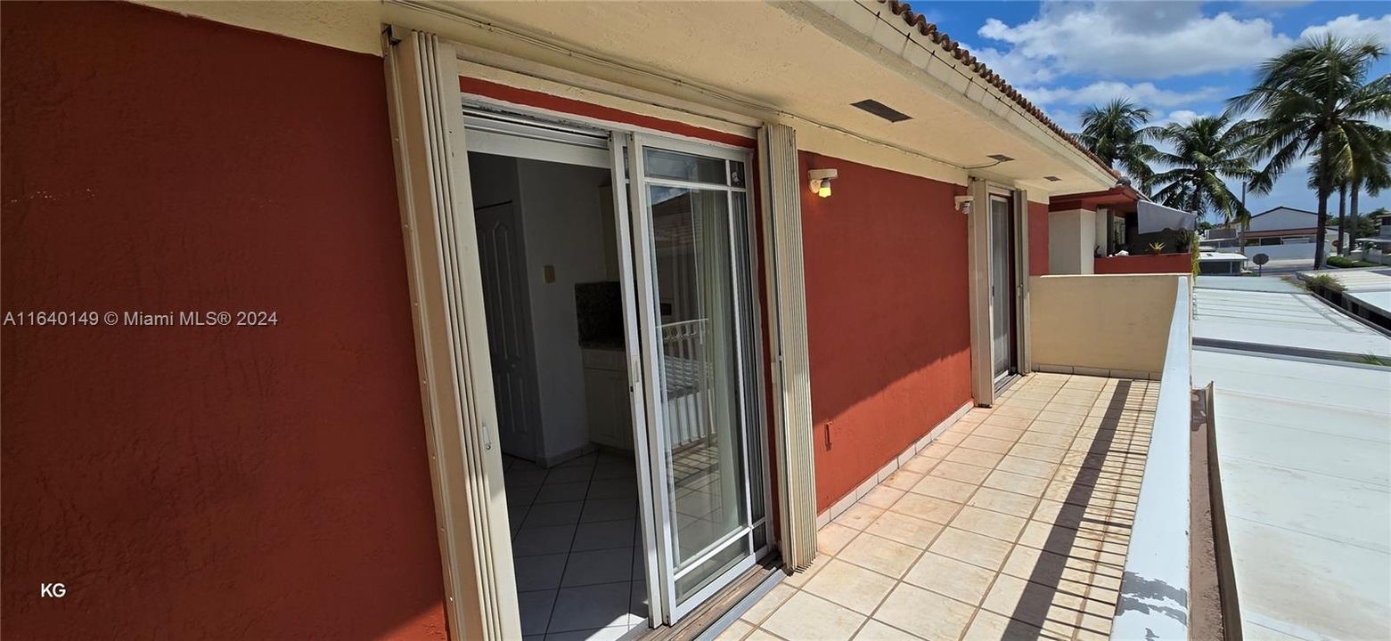 En Venta: $349,990 (2 camas, 2 baños, 1029 Pies cuadrados)