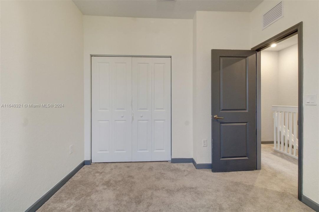 Recently Sold: $495,000 (3 beds, 2 baths, 1321 Square Feet)