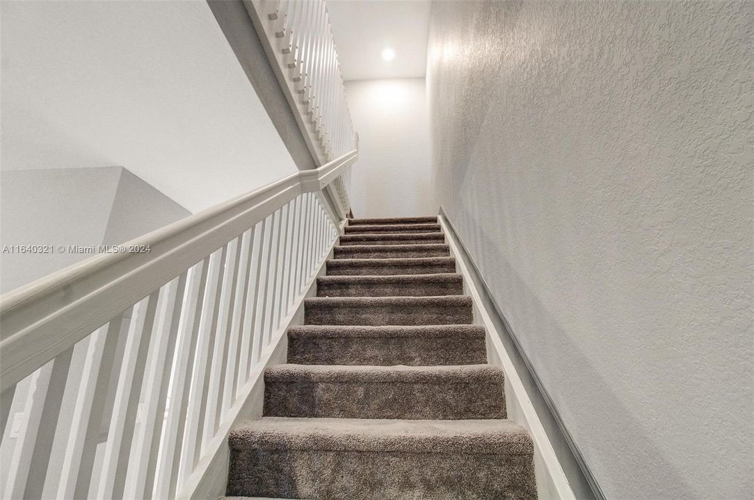 Recently Sold: $495,000 (3 beds, 2 baths, 1321 Square Feet)