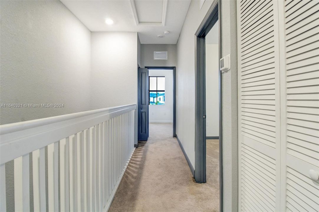 Recently Sold: $495,000 (3 beds, 2 baths, 1321 Square Feet)