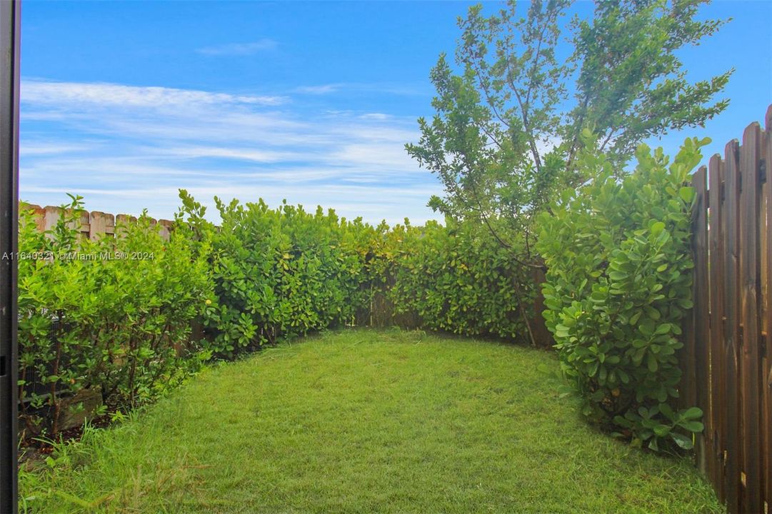 Recently Sold: $495,000 (3 beds, 2 baths, 1321 Square Feet)