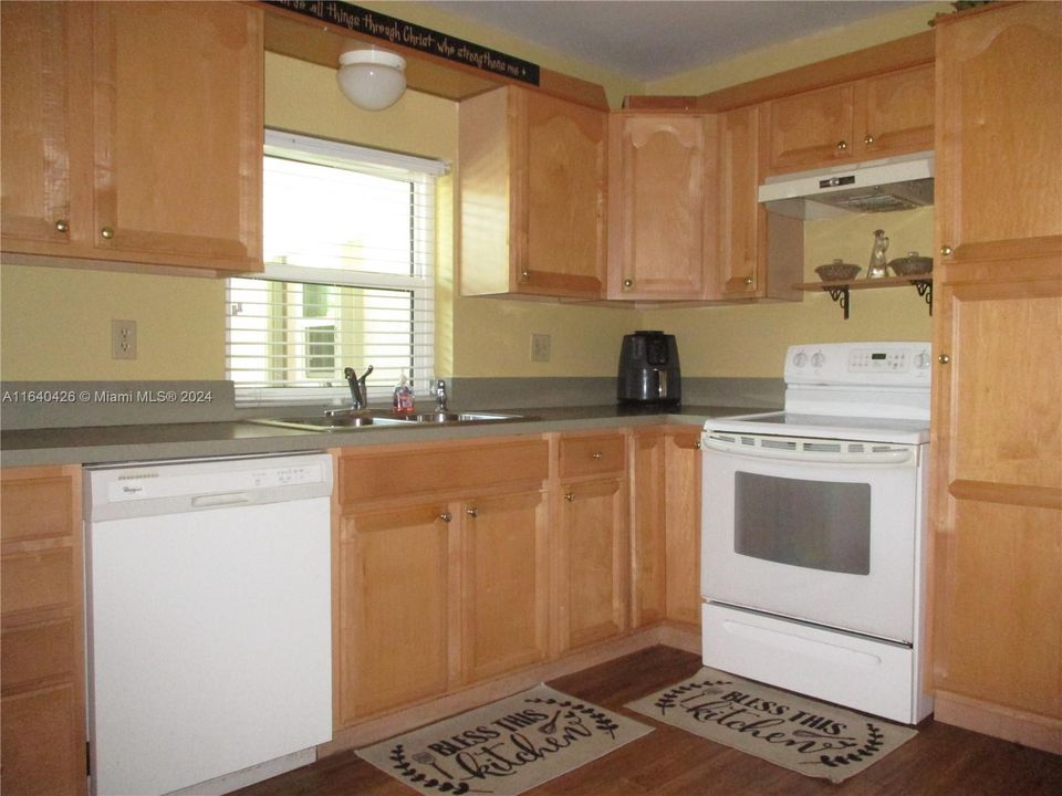 DUAL SINK WITH WINDOW FOR NATURAL LIGHT