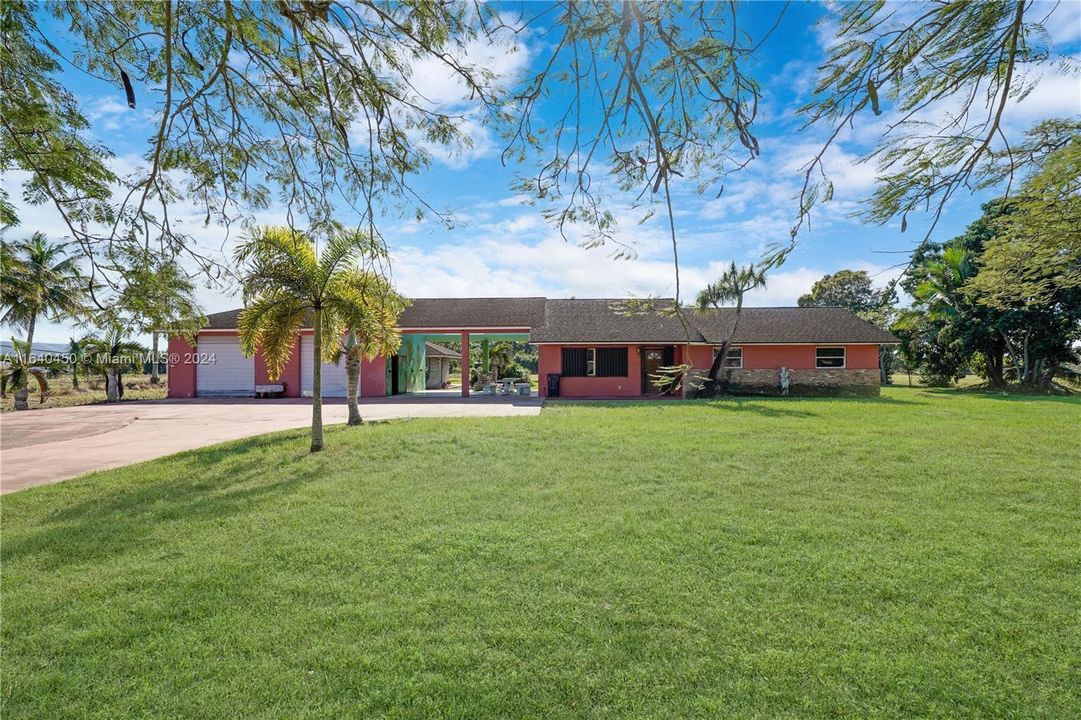 For Sale: $1,850,000 (4 beds, 3 baths, 2198 Square Feet)