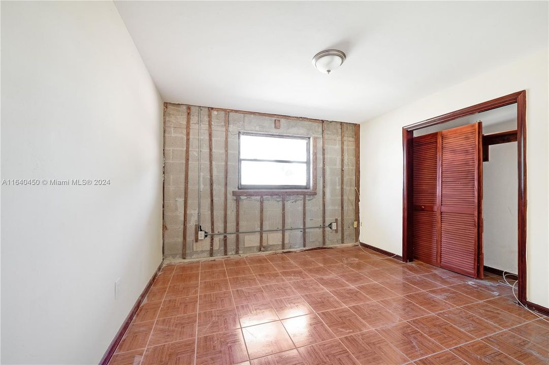 En Venta: $1,850,000 (4 camas, 3 baños, 2198 Pies cuadrados)