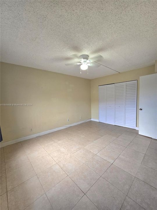 Recently Rented: $1,750 (2 beds, 2 baths, 870 Square Feet)