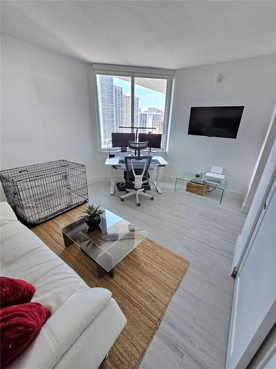 Active With Contract: $810,000 (2 beds, 2 baths, 1227 Square Feet)