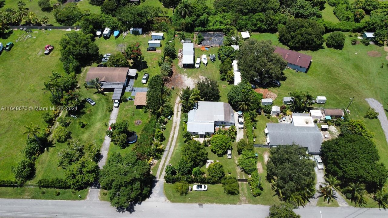 Active With Contract: $699,900 (3 beds, 2 baths, 1451 Square Feet)