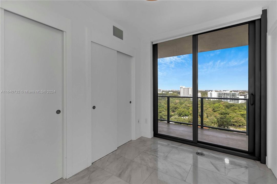 Active With Contract: $7,800 (2 beds, 2 baths, 1091 Square Feet)