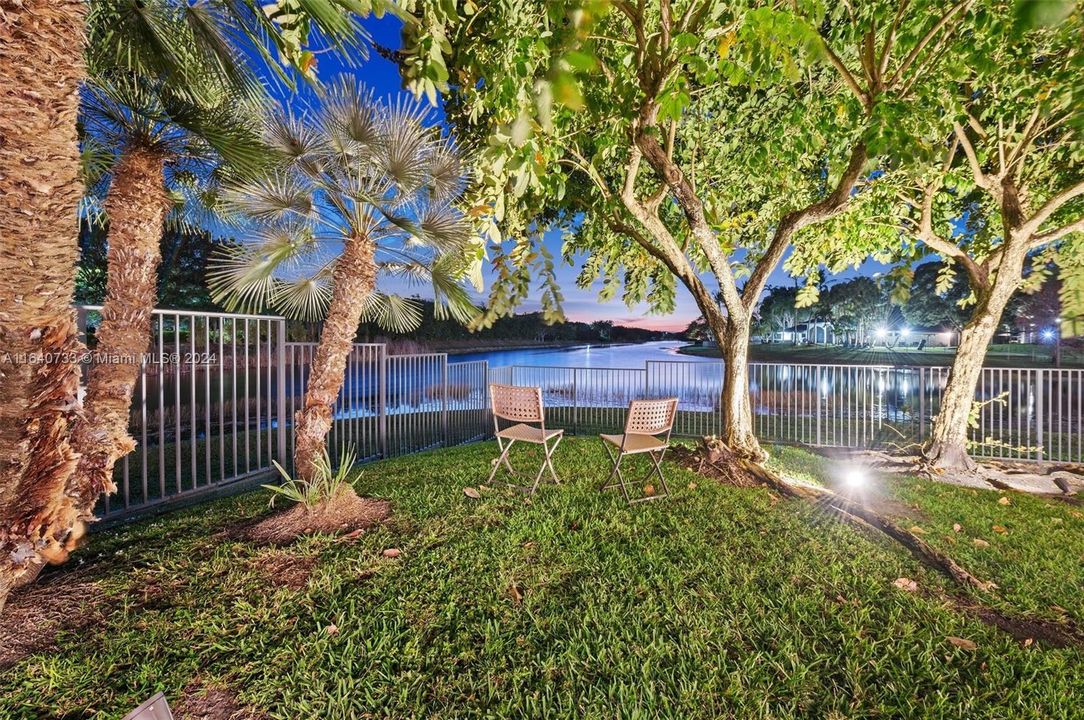 最近租的: $18,500 (5 贝兹, 6 浴室, 6061 平方英尺)