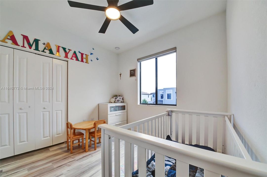 Active With Contract: $459,500 (3 beds, 2 baths, 1403 Square Feet)