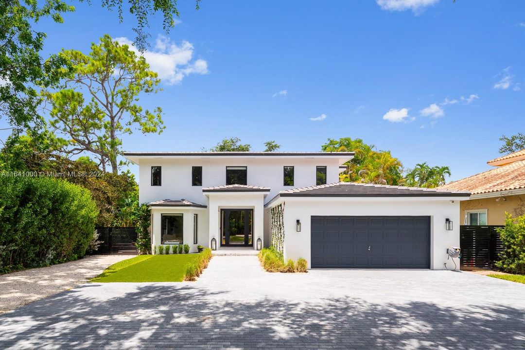 For Sale: $2,975,000 (4 beds, 4 baths, 3239 Square Feet)