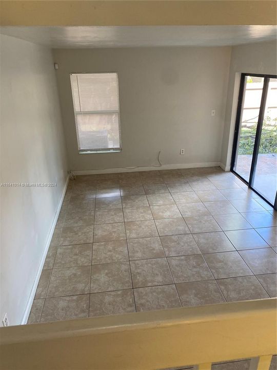 Active With Contract: $2,850 (3 beds, 3 baths, 1917 Square Feet)